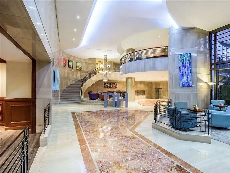 Nh Cali Royal Hotel